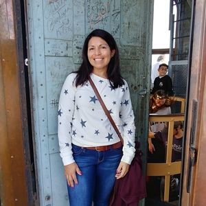 Meet your Posher, Jeannette